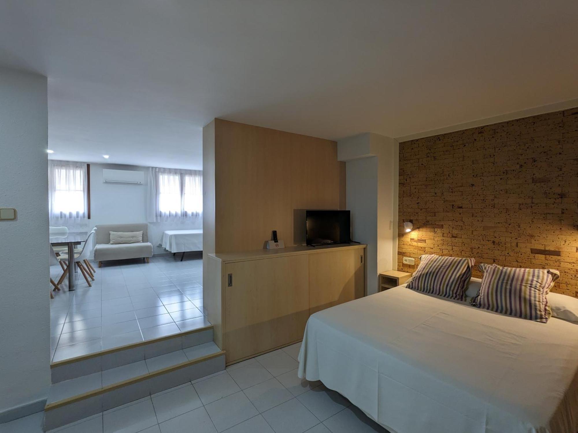 Hotel Capri Тоса де Мар Екстериор снимка