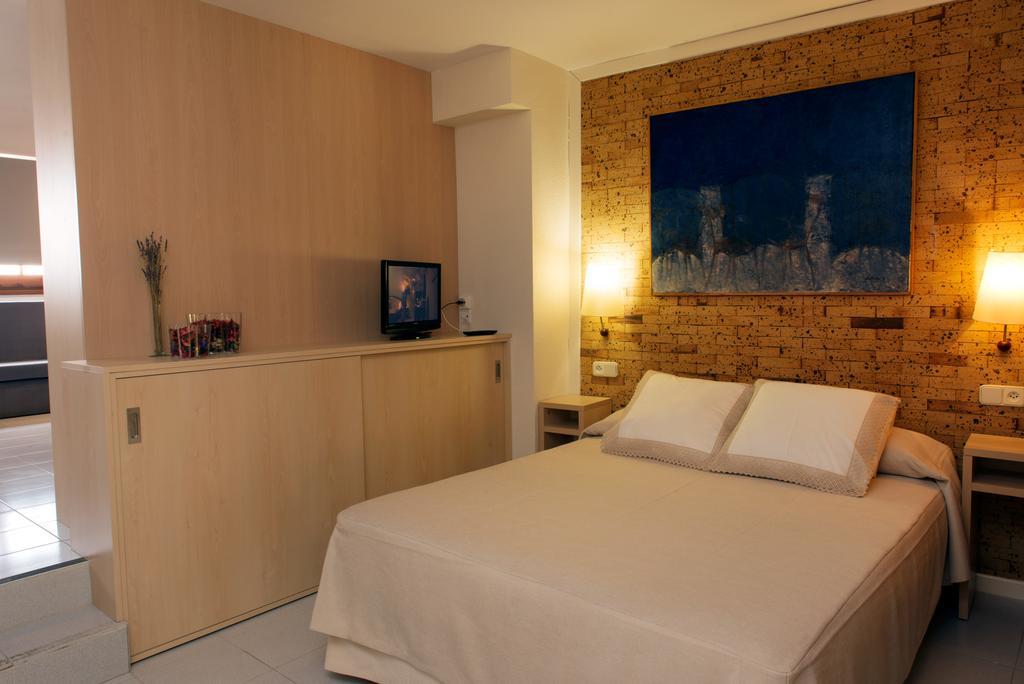 Hotel Capri Тоса де Мар Екстериор снимка